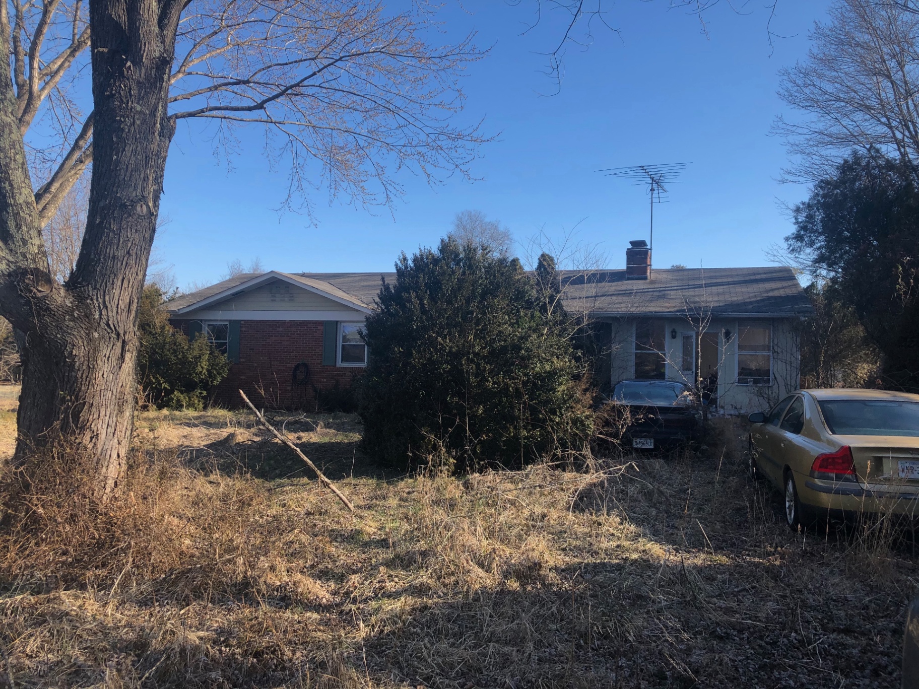 Vacant Brick Ranch